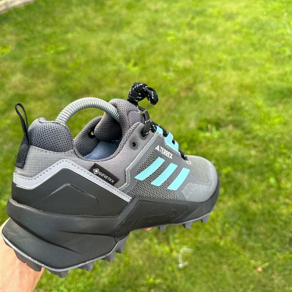 Womens Adidas Terrex Swift R3 Hiking Shoes Gore Tex brand new waterproof - Picture 4 of 7